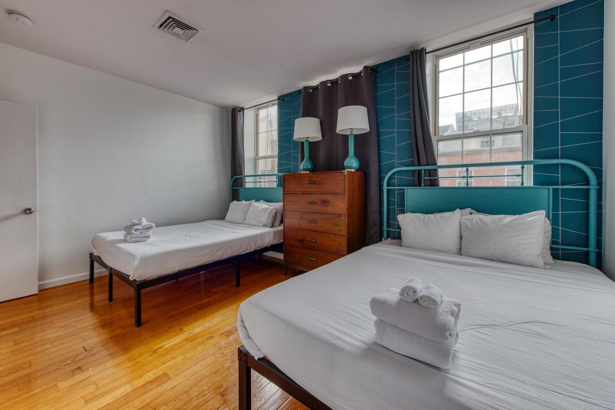 The Stairway Suites - Convention Center Philadelphia Room photo